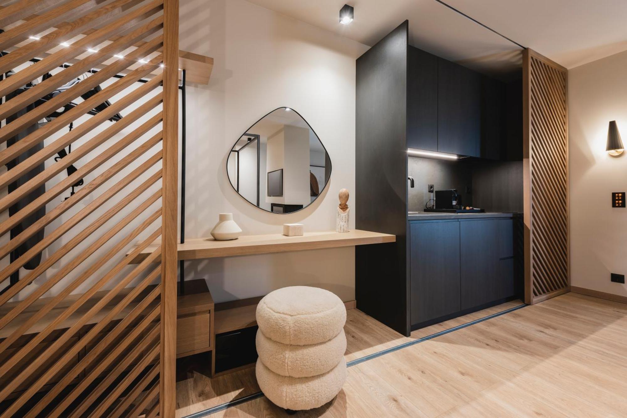 Revi Mountain Resort Boutique Hotel 卡拉维塔 外观 照片